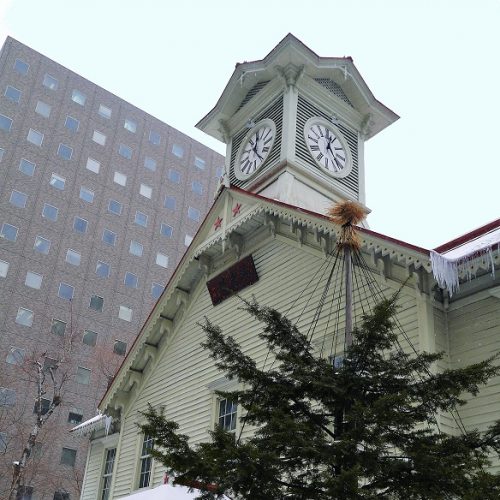 長い歴史を刻む時計「札幌市時計台」