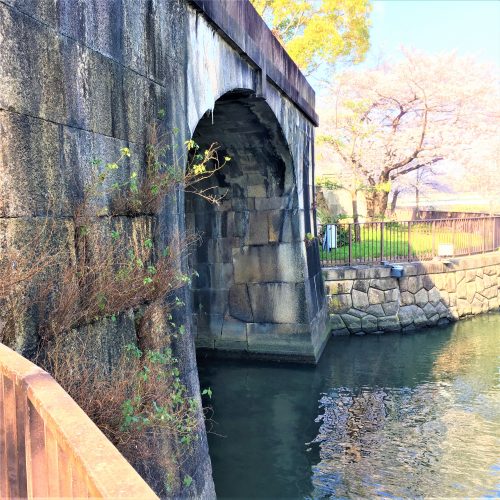 大阪城に残る「砲兵工廠荷揚げ門」