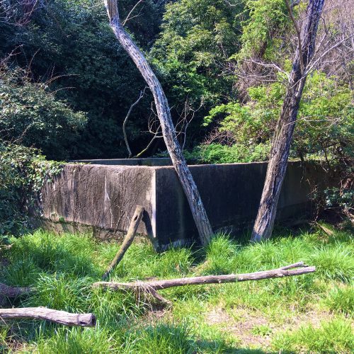 呉市倉橋町に残る「亀ヶ首試射場跡の貯水槽跡」